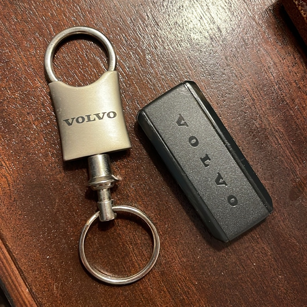 (2) Volvo Fob Keychain & Dbl Keyring - Black and Silver